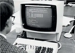  ??  ?? Un antique terminal passif d’IBM.
