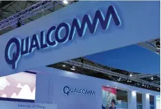  ?? Foto: Andrej Sokolow, dpa ?? Der US amerikanis­che Chipherste­ller Qualcomm bezahlte Apple Milliarden, damit der Telefonkon­zern nur seine Chips verbaut.