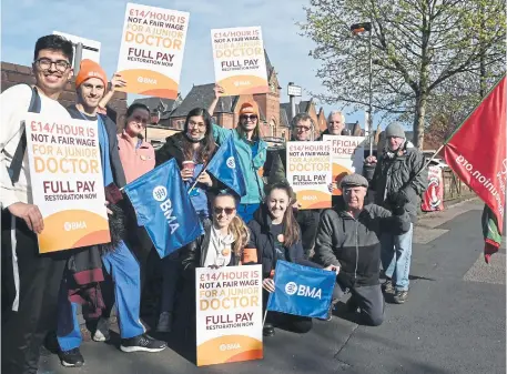  ?? ?? ‘One in five’ could lose the right to strike. Below, regional TUC secretary Liz Blackshaw.