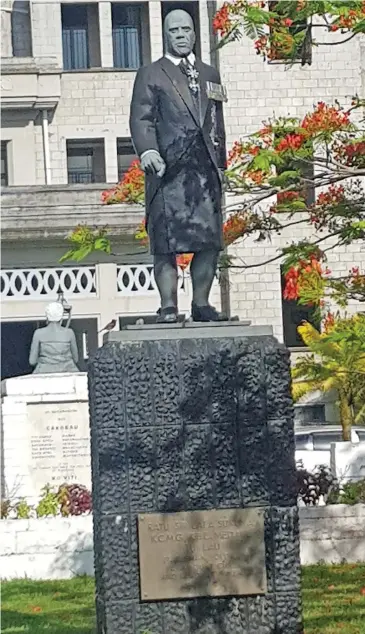  ?? Photo: Ronnie Chang ?? The statue of Ratu Sir Lala Sukuna in front of Government Buildings in Suva.