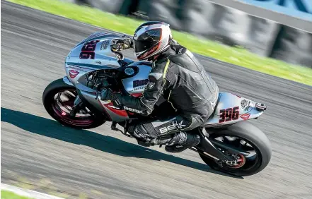  ??  ?? Dentures Plus owner Ryan Carlton races his Buell motorbike ahead of this month’s Sound of Thunder event at Ruapuna. Dentures Plus is the major sponsor of the February 23-24 racing meet.