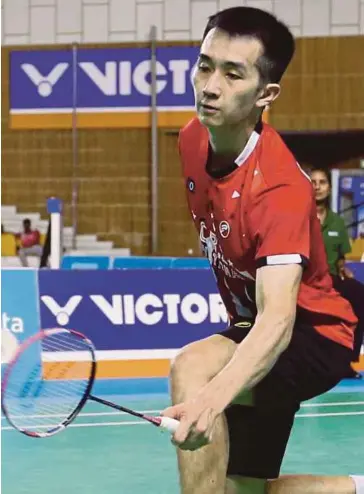  ?? Chong Wei Feng ?? Biarpun banyak kekurangan jika dibandingk­an dengan BAM tapi saya gembira dengan status saya ini. Saya tidak menimbang untuk kembali bersama BAM semula walaupun kelab tidak mempunyai dana yang banyak bagi mengambil ramai pemain”