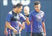  ??  ?? Neymar (right) looks pretty relaxed ahead of the Copa del Rey final against Athletic Bilbao. AP PHOTO