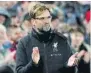  ??  ?? Jürgen Klopp, tras criticar a Mou por el fichaje de Pogba, se dejó una millonada en Van Dijk.