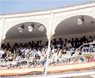  ?? ?? Andanada de Las Ventas llena de público joven // ÁNGEL DE ANTONIO