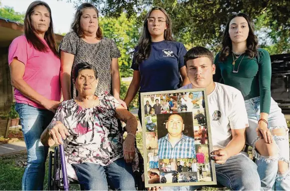  ?? Melissa Phillip/Staff photograph­er ?? The Lozano family gave Quanell X thousands of dollars to bring attention to the shooting death of their beloved father, son and brother, David, but say he did nothing.