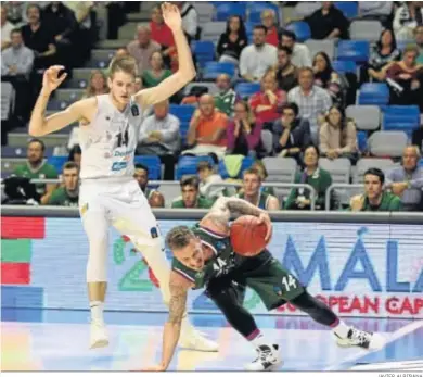  ?? JAVIER ALBIÑANA ?? Josh Adams, durante un partido de Eurocup.