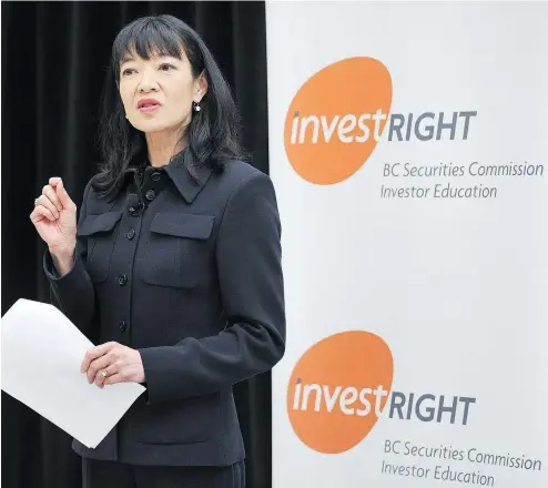  ?? WAYNE LEIDENFROS­T/PNG FILES ?? BCSC chairwoman and CEO Brenda Leong was paid a retention bonus of $139,120 during the 2017-18 fiscal year, a 32-per-cent bonus above her base salary of $434,748.