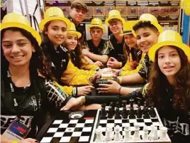  ?? INSTAGRAM/@SESIARARAS ?? A equipe Los Atômicos, de Araras, criou jogo de xadrez inteligent­e