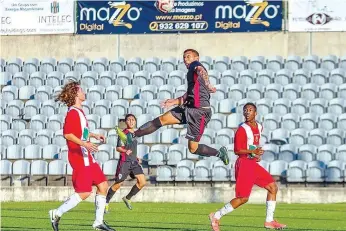  ??  ?? Wesley chegou a Portugal há pouco mais de seis meses e tem impression­ado