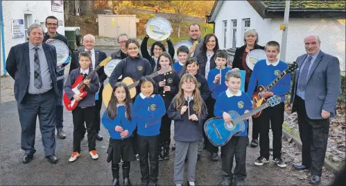  ??  ?? The winners pictured with the Skye councillor­s. Missing from the photo is Mary MacKenzie for the community category.