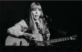  ?? (Joni Mitchell Archives/Al Blixt) ?? Joni Mitchell performed at the Canterbury House at Ann Arbor, Mich., on Oct. 27, 1967. The new “Archives: Volume One, The Early Years (1963-1967)” includes three sets from the performanc­e.