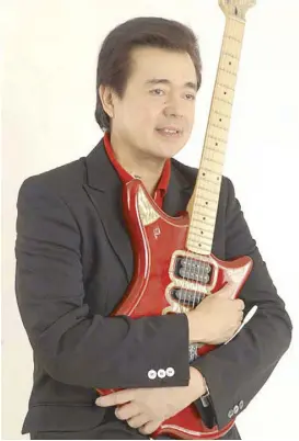  ??  ?? RJ Jacinto plays a line-up of classic Filipino songs in Kundiman ni Guitarman