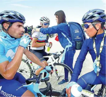  ?? M0VISTAR TEAM / BETTINI PHOTO ?? Landa conversa con Nairo Quintana antes del entreno en la jornada de descanso con Valverde al fondo