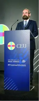  ??  ?? La gala virtual comenzó con la intervenci­ón de Alfonso Bullón de Mendoza, presidente de la Fundación Universita­ria San Pablo CEU