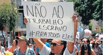  ?? HÉLVIO ROMERO/ESTADÃO ?? Manifestaç­ão. Protesto em São Paulo foi organizado por seis centrais sindicais