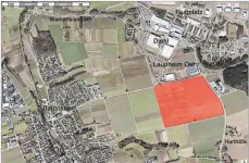  ?? LUFTBILD/GRAFIK: SVL/SZ ?? Um mehr als 30 Hektar Fläche (rot gekennzeic­hnet) soll das Gewerbegeb­iet „Laupheim Ost“erweitert werden.