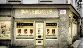  ??  ?? Dallinger mit Westösterr­eichs erster Rolex-Monobrand-Boutique.