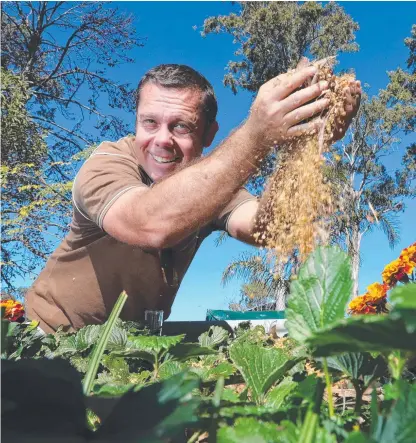  ?? Picture: GLENN HAMPSON ?? Stewart Brooker wants to create a pocket neighbourh­ood in Helensvale.