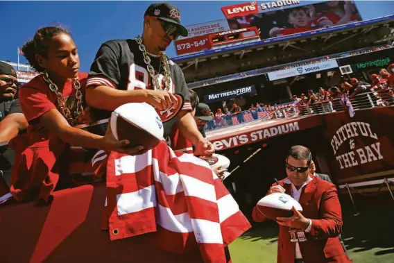  ?? Santiago Mejia / The Chronicle ?? San Francisco 49ers CEO Jed York (right) spent $2.9 million to help elect a more 49ers-friendly majority to the Santa Clara City Council in 2020.