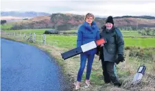  ?? ?? Blackspot Comrie CC chair Gillian Brock and local farmer Mairi Paterson, and right, collisions on the Langside are common