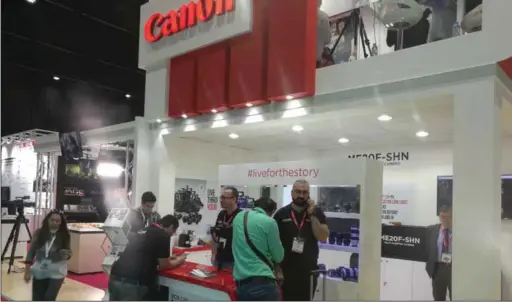  ??  ?? Visitors at the Canon booth during CABSAT 2018 in Dubai