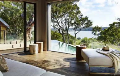  ??  ?? 11 10 Oceanside at Samphire 11 Suite views at Pretty Beach House 12 Enjoy serious R&R at qualia
11 & 12 © Luxury Lodges of Australia