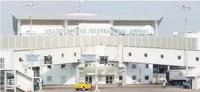  ??  ?? A section of the Nnamdi Azikiwe Internatio­nal Airport, Abuja