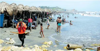  ?? JOSEFINA VILLARREAL ?? Las playas de Salgar suelen ser concurrida­s por los bañistas. Este fin de semana estarán cerradas.