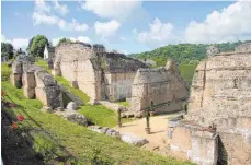  ?? FOTO: CHP ?? Die Römer haben einst das Amphitheat­er in Lillebonne gebaut.