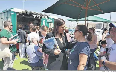  ?? PSOE SAN FERNANDO. ?? La alcaldesa y candidata del PSOE de San Fernando, Patricia Cavada, ayer durante la campaña.