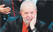  ?? FOTO: AGENCIA AFP ?? El expresiden­te Lula da Silva podría ver amenazada su eventual candidatur­a a las elecciones de octubre de 2018.