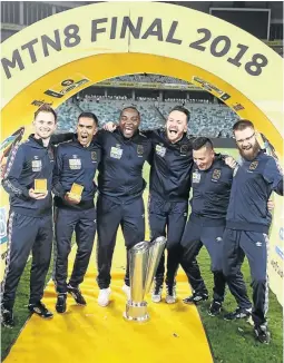  ?? /ANESH DEBIKY/GALLO IMAGES ?? Cape Town City coach Benni McCarthy celebrates the victory with his coaching staff.
