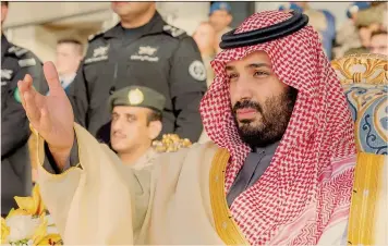  ??  ?? Piani rivoluzion­ati.
Mohammed bin Salman, 34 anni, principe reggente. Il calo dei prezzi del greggio ostacola i piani sauditi di diversific­azione economica
REUTERS