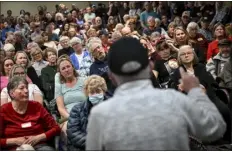  ?? AARON ONTIVEROZ — THE DENVER POST ?? Former U.S. Rep. Tom Tancredo speaks during an emergency residents’ meeting to discuss immigratio­n in Lakewood on Tuesday.