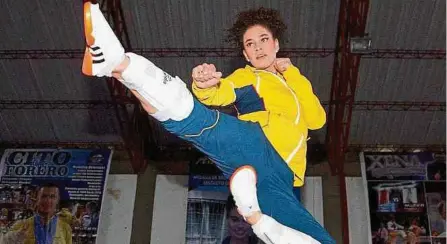  ?? LUIS LIZARAZO ?? Andrea Ramírez, en taekwondo, es una de las deportista­s que podría dar la sorpresa en los próximos Juegos Olímpicos.