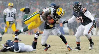  ?? DAVID BANKS/ GETTY IMAGES ?? Running back Eddie Lacy and the Green Bay Packers square off against the San Francisco 49ers this weekend.