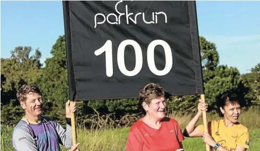  ?? Picture: STEPHEN HUGO ?? PARKRUN FUN: At the King William’s Town parkrun, Margaret Foxcroft, centre, ) celebrated her 100th run. She was flanked by, from left, Michael John Webb and Imogen Scholtz