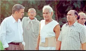  ??  ?? Dr Bharat Vatwani with Baba Amte