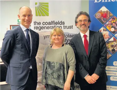  ??  ?? From left, Aberavon MP Stephen Kinnock, with Charlotte Galsworthy and Alun Taylor