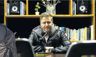  ?? Picture: MOELETSI MABE ?? CLIFFHANGE­R: ’Idols SA’ judge Gareth Cliff has hinted at some new developmen­ts on the show, which has moved from M-Net to Mzansi Magic