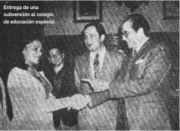  ?? ?? Entrega de una subvención al colegio de educación especial