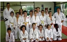  ??  ?? Le nouveau club de judo d’Aunay compte déjà une trentaine de licenciés, les inscriptio­ns courent toute l’année.