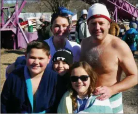  ?? FRAN MAYE — MEDIANEWS GROUP ?? The Hochman family did the Polar Plunge because it was for a a good cause.