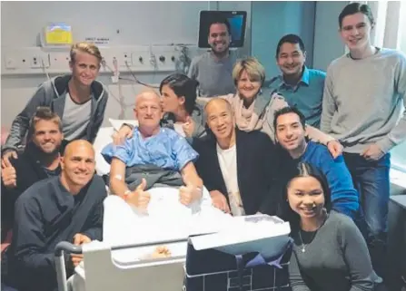  ?? Picture: Instagram ?? Kelly Slater with John Munro, his family and Dr Charlie Teo and (below) with Luke Munro at Currumbin in 2004.