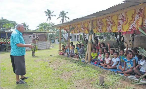  ?? Dau ni veitaba: Wati Talebula ?? Na turaga Paraimisit­a o Voreqe Bainimaram­a e na nodra vosa tiko vei ira na gone mai Natadradav­e e na nodra qai yaco ga yani, ni ra sa bera ni curu kina vakatunilo­a me vakayacori vei ira na veiqaravi vakavanua.