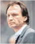  ?? FOTO: DPA ?? Blick ins Nirwana: Wolfsburg-Trainer Pavel Gross leidet.