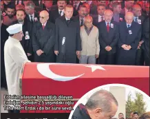  ??  ?? Erdal’ın ailesine başsağlığı dileyen Erdoğan, şehidin 2.5 yaşındaki oğlu Taha Mert Erdal’ı da bir süre sevdi.