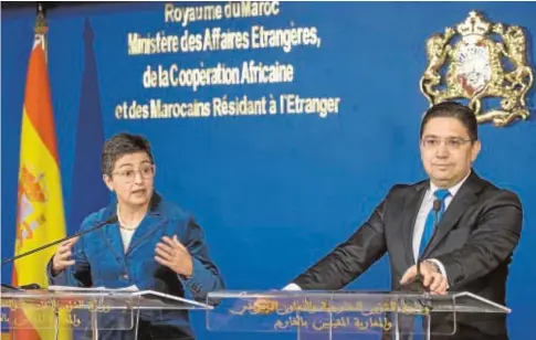  ?? AFP ?? La ministra de Exteriores, Arancha González Laya, junto a su homólogo marroquí, Naser Burita