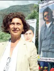  ??  ?? Tina e Antonino in una delle prime foto scattate assieme, quando si conobbero. A destra la foto che è stata esposta a Capaci, dove ci fu l’attentato di mafia che costò la vita a suo marito, al giudice Falcone, alla moglie e ad altri due uomini di scorta